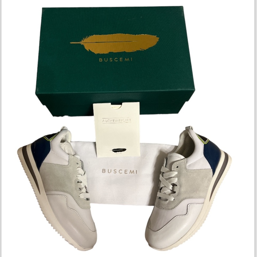 New $495 Buscemi kids shoes size 29 white trio
